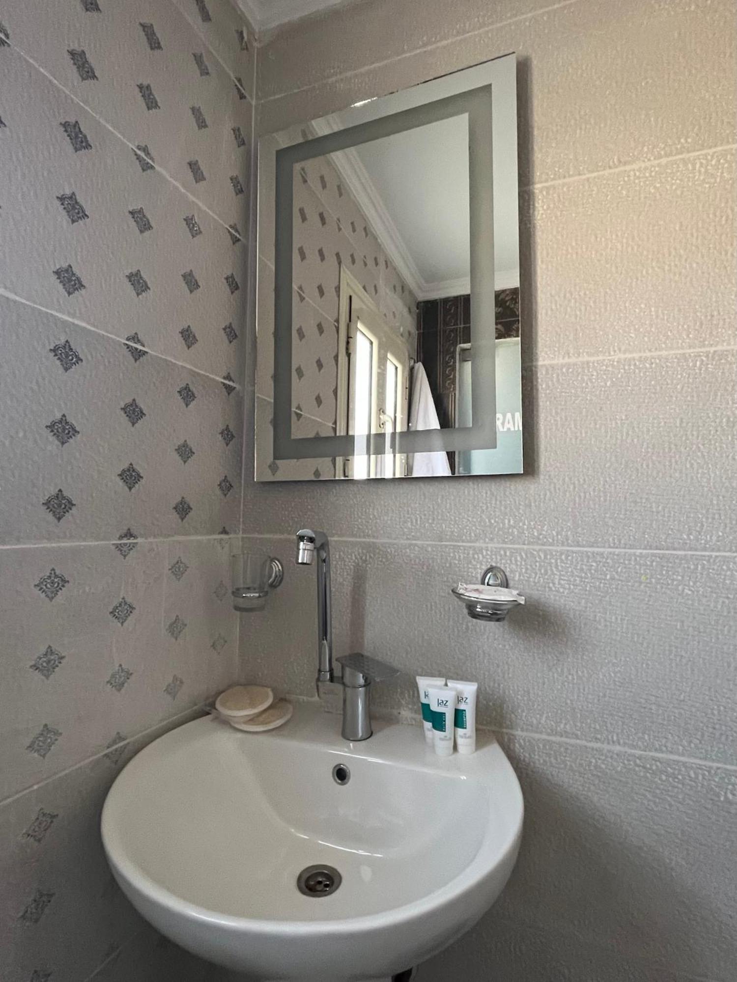 Pyramids Pride Inn Kafrat al Jabal Экстерьер фото